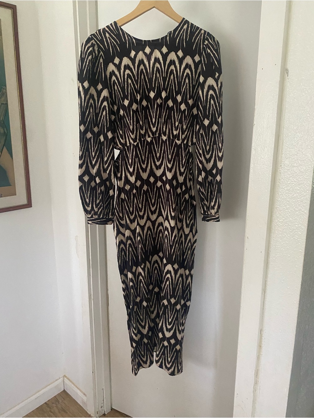 Zara Black and Cream Abstract Pattern Long Sleeve Midi Dress